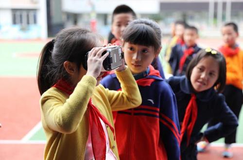 借著"vr+教育"的東風(fēng) 網(wǎng)龍華漁教育產(chǎn)品遍地開花